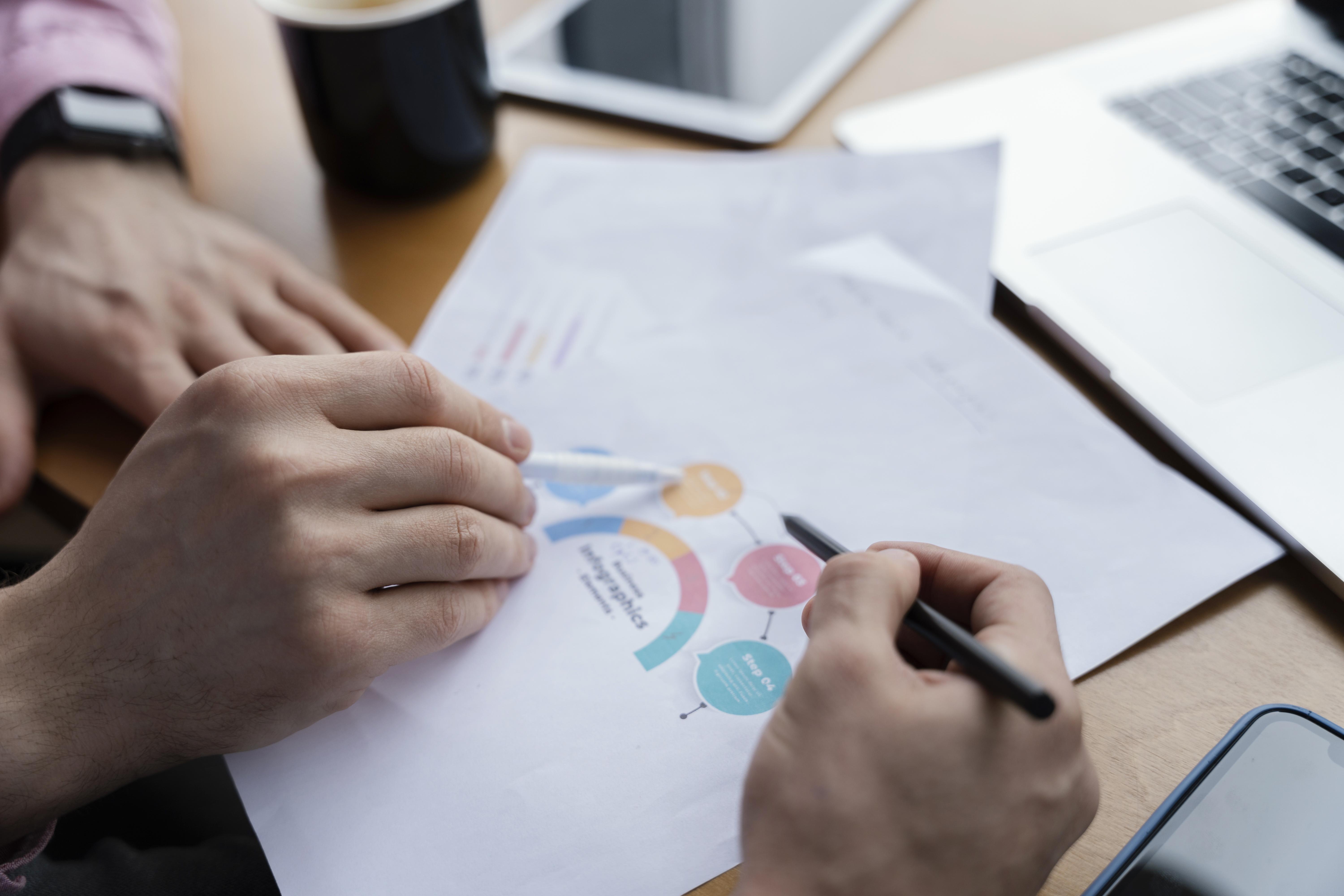 Devenir consultant en bilan de compétences : un métier au service des transitions professionnelles